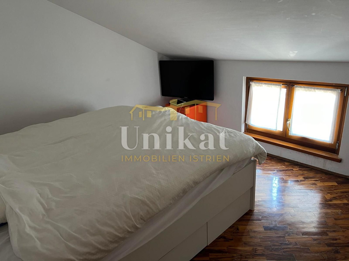 Dvosobno stanovanje v Vabrigi - pogled na morje